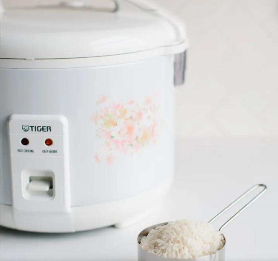 Cómo usar una arrocera para hacer arroz perfecto y esponjoso
