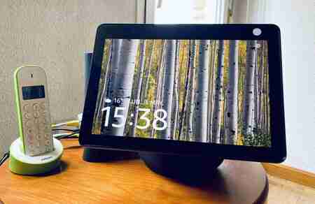 Amazon Echo Show 10, análisis: Alexa a tus órdenes y en movimiento en una gran pantalla que gira